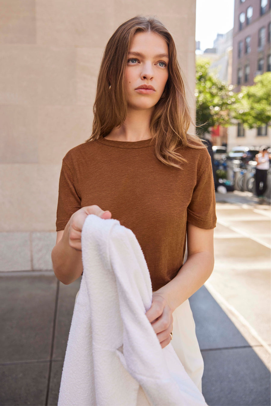 The Linen Perfect Tee In Toffee
