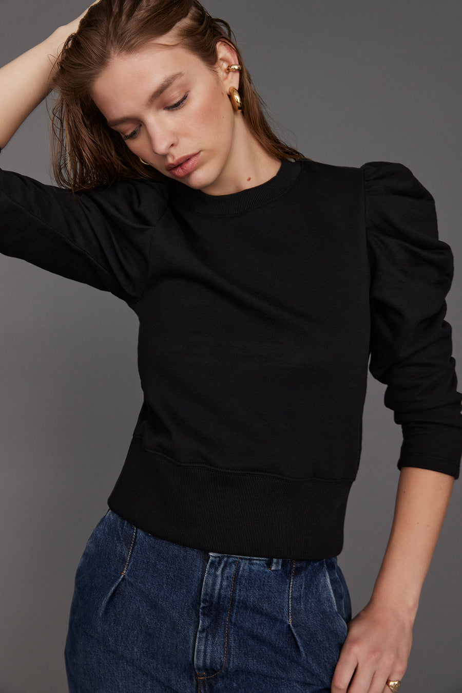 The Just Enough Puff Sweatshirt in Black