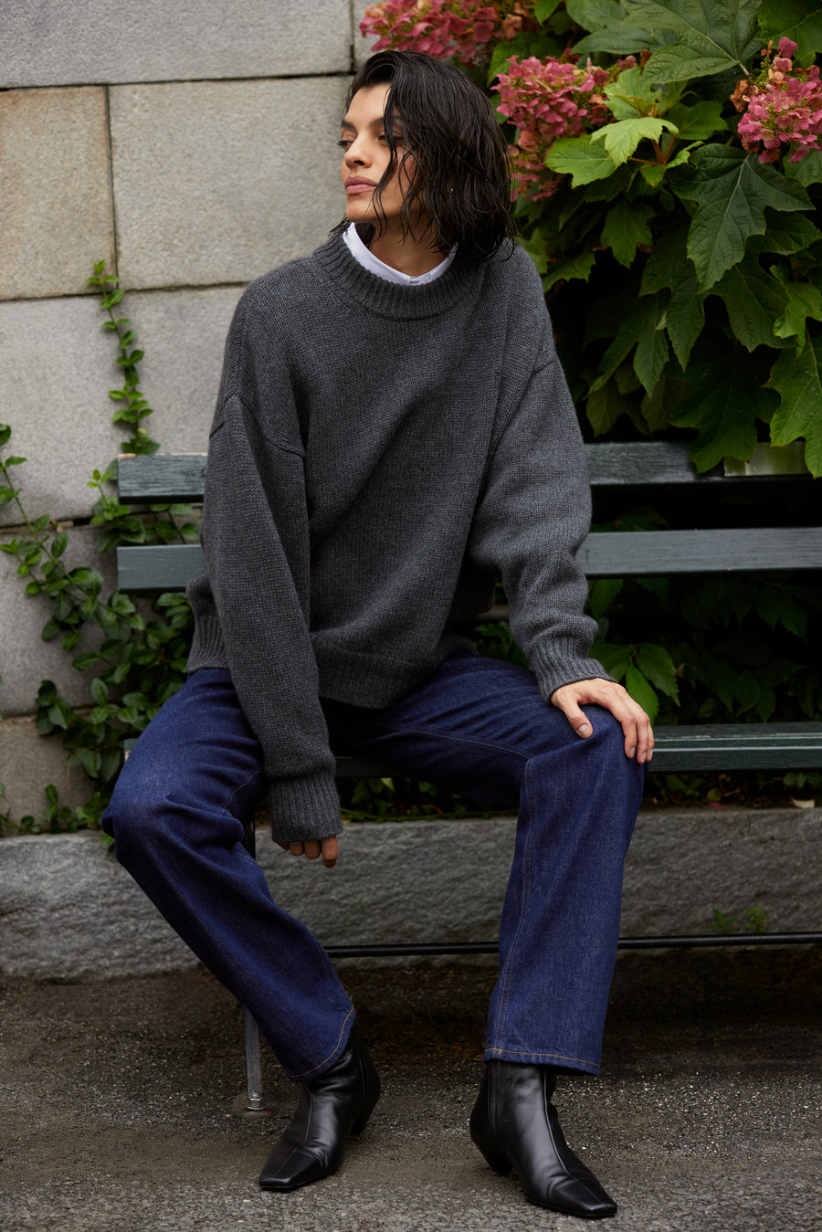 The Cashmere Signature Crew in Charcoal