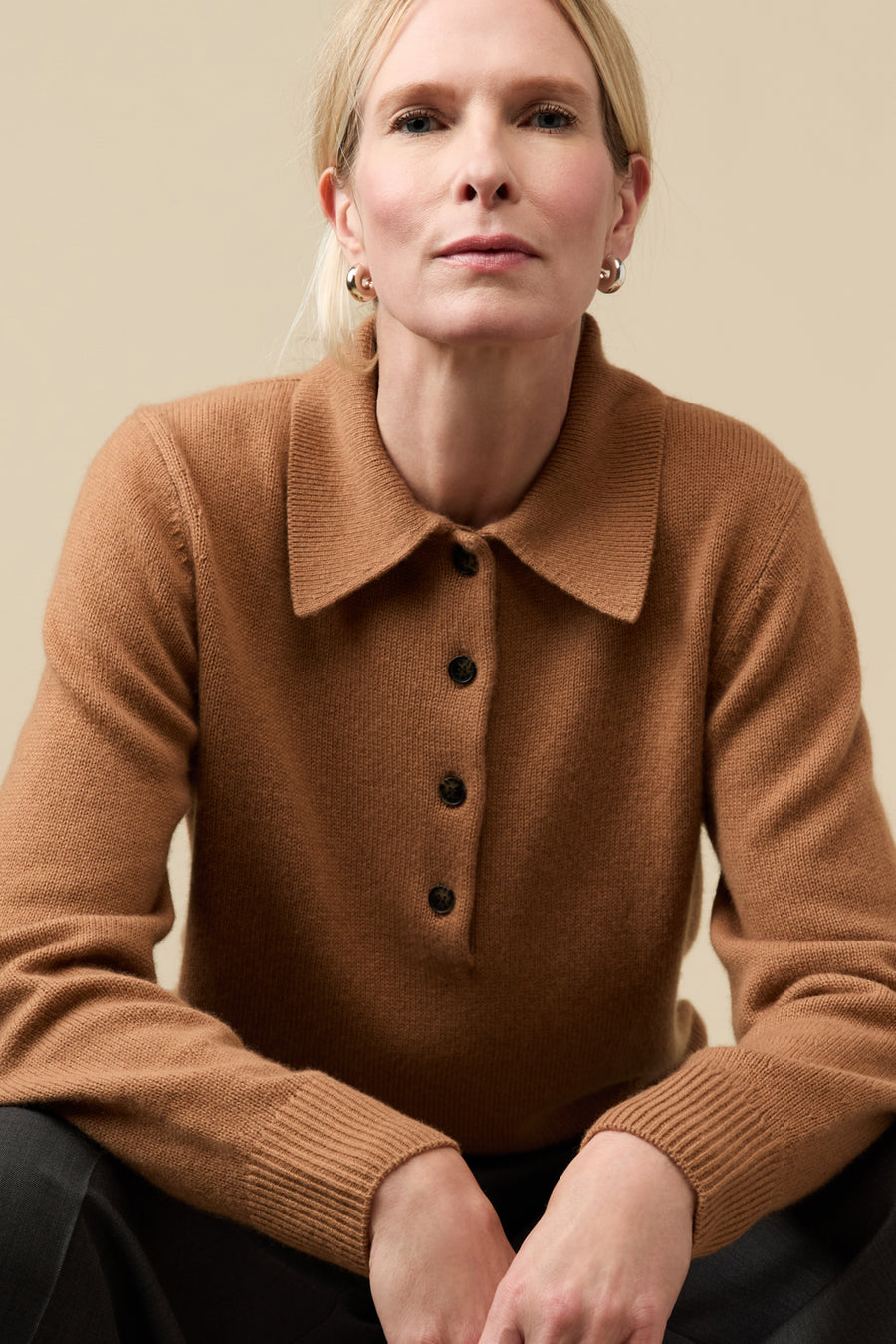 The Cashmere Polo in Camel