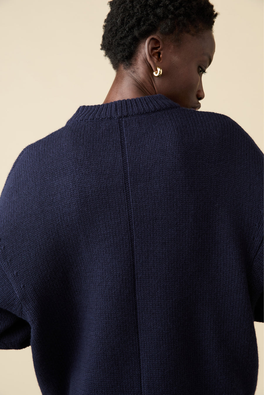 The Cashmere Signature Crew in Navy