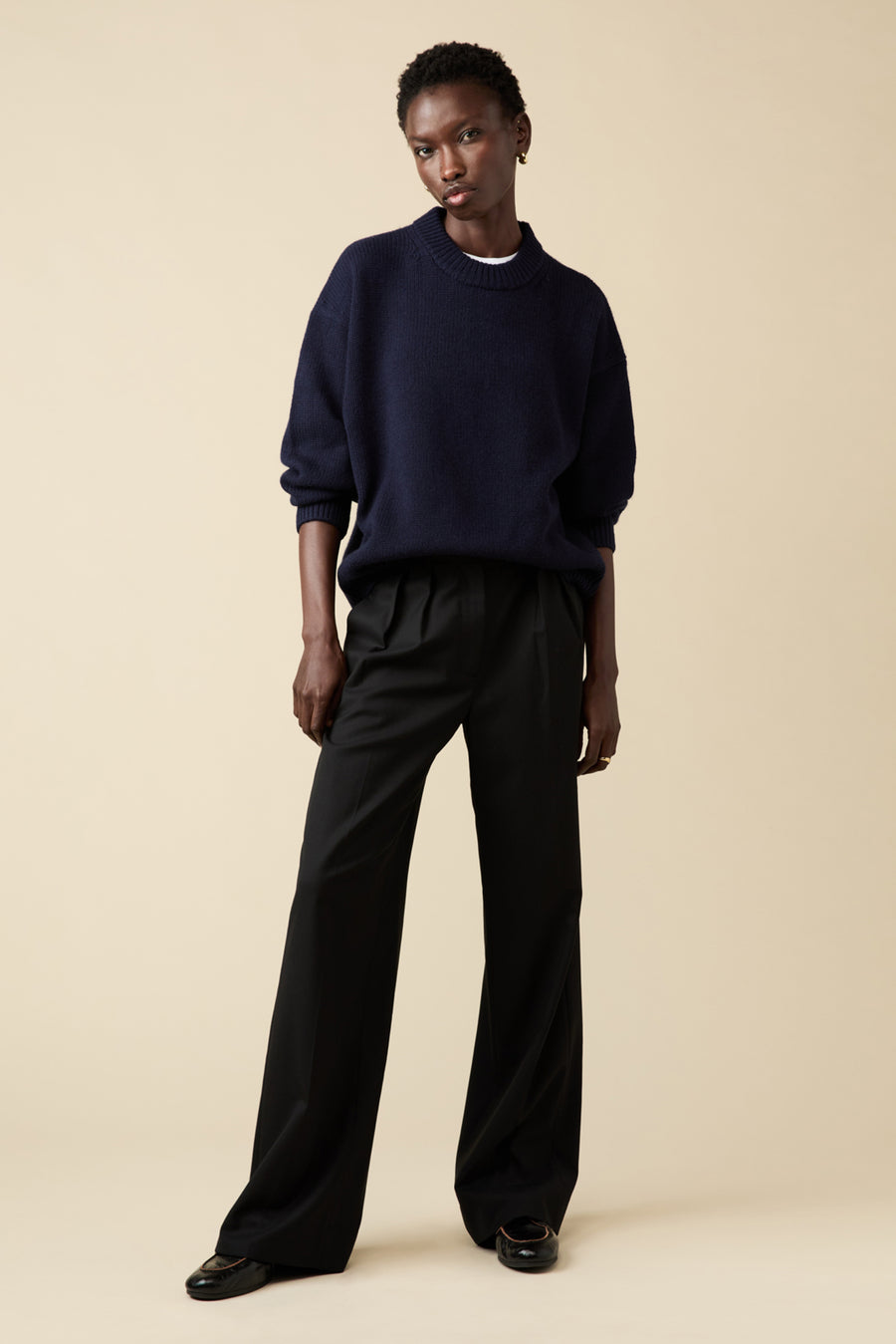 The Cashmere Signature Crew in Navy