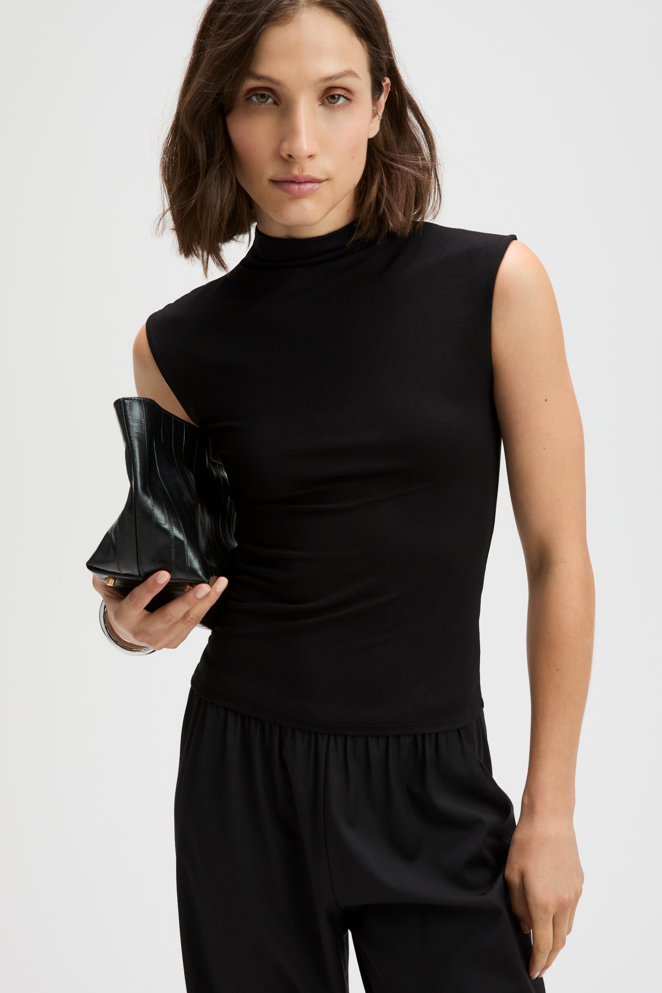 The Mock Neck Top in Black