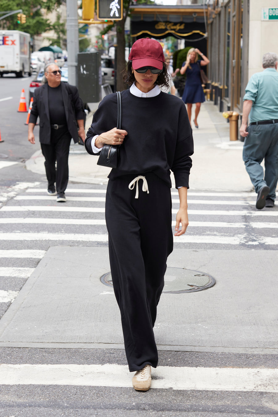 The Everyday Sweatshirt in Black