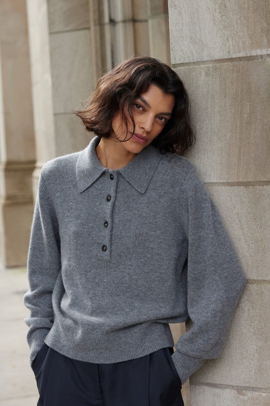 The Cashmere Polo in Heather Grey