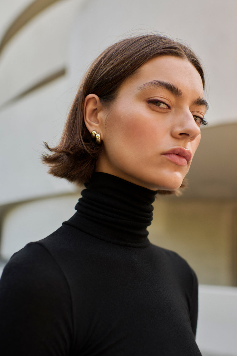 The Cashmere Turtleneck in Black