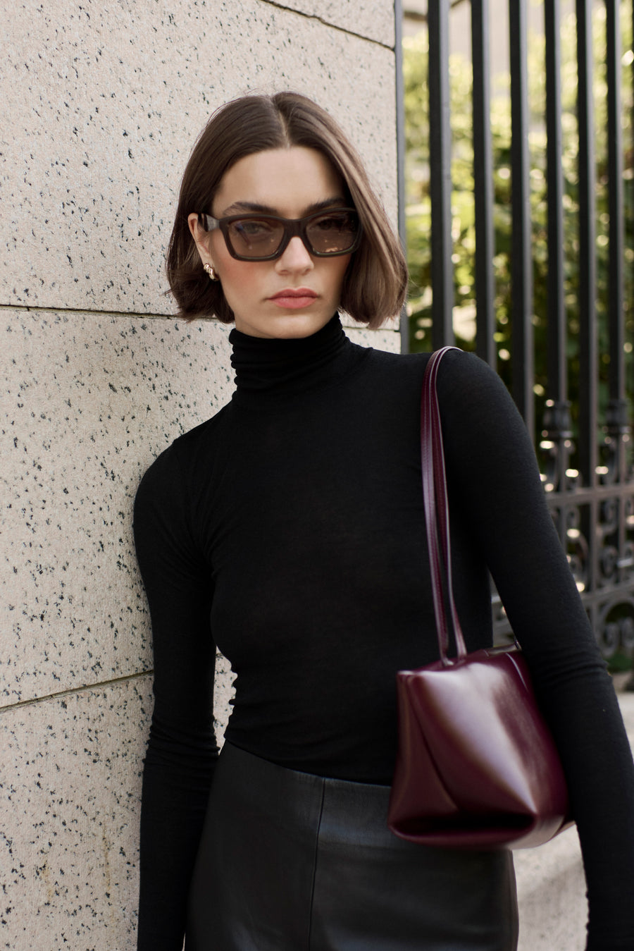 The Cashmere Turtleneck in Black