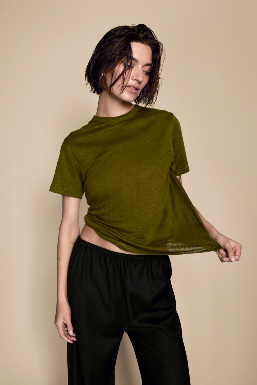 The Linen Perfect Tee in Olive