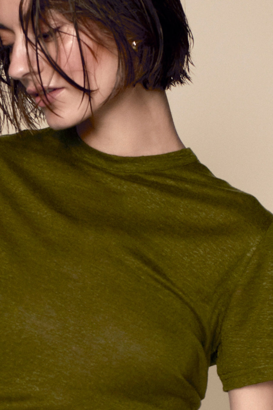 The Linen Perfect Tee in Olive