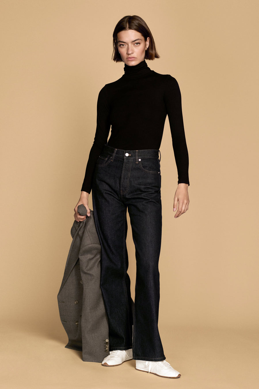 The Turtleneck in Black